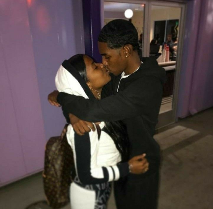 cute black couples kissing